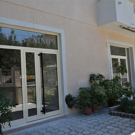 Hotel Vila Nino Berat Esterno foto